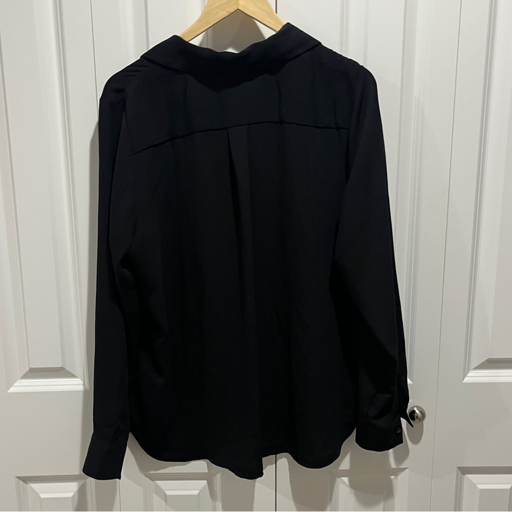 Halogen Black Button-Down Blouse - Picture 4 of 4